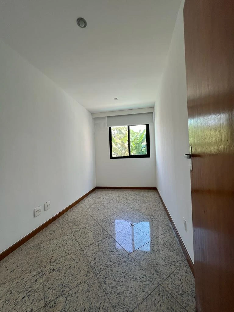 3-bedroom apartment in a building with a sauna — photo 6