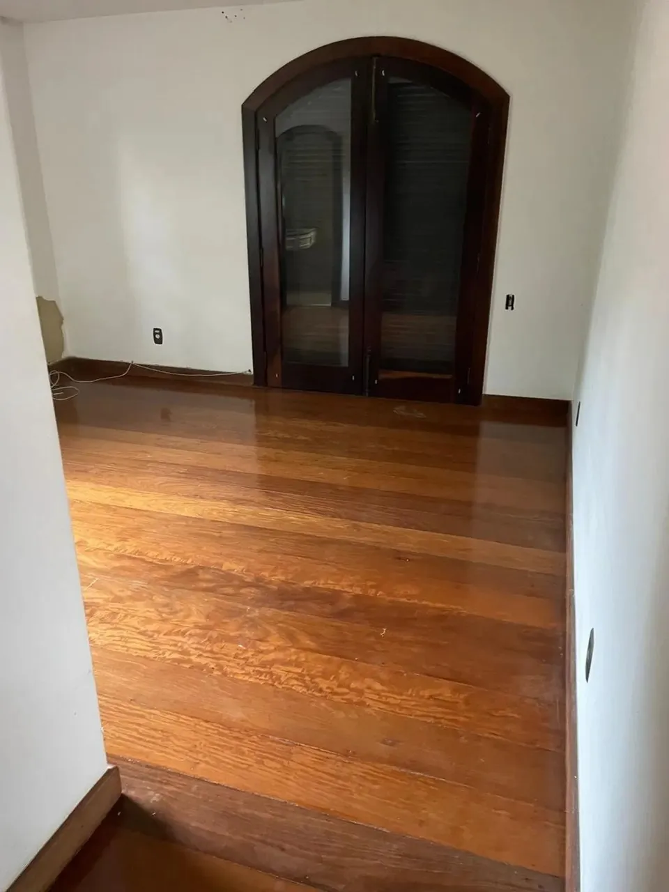 Duplex house with 1 bedroom, 4 bathrooms, 5 parking spots — photo 5