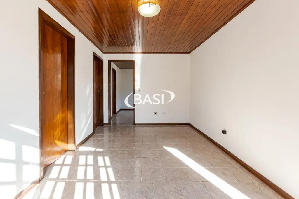 Unfurnished house with 4 bedrooms and shared BBQ area — photo 16
