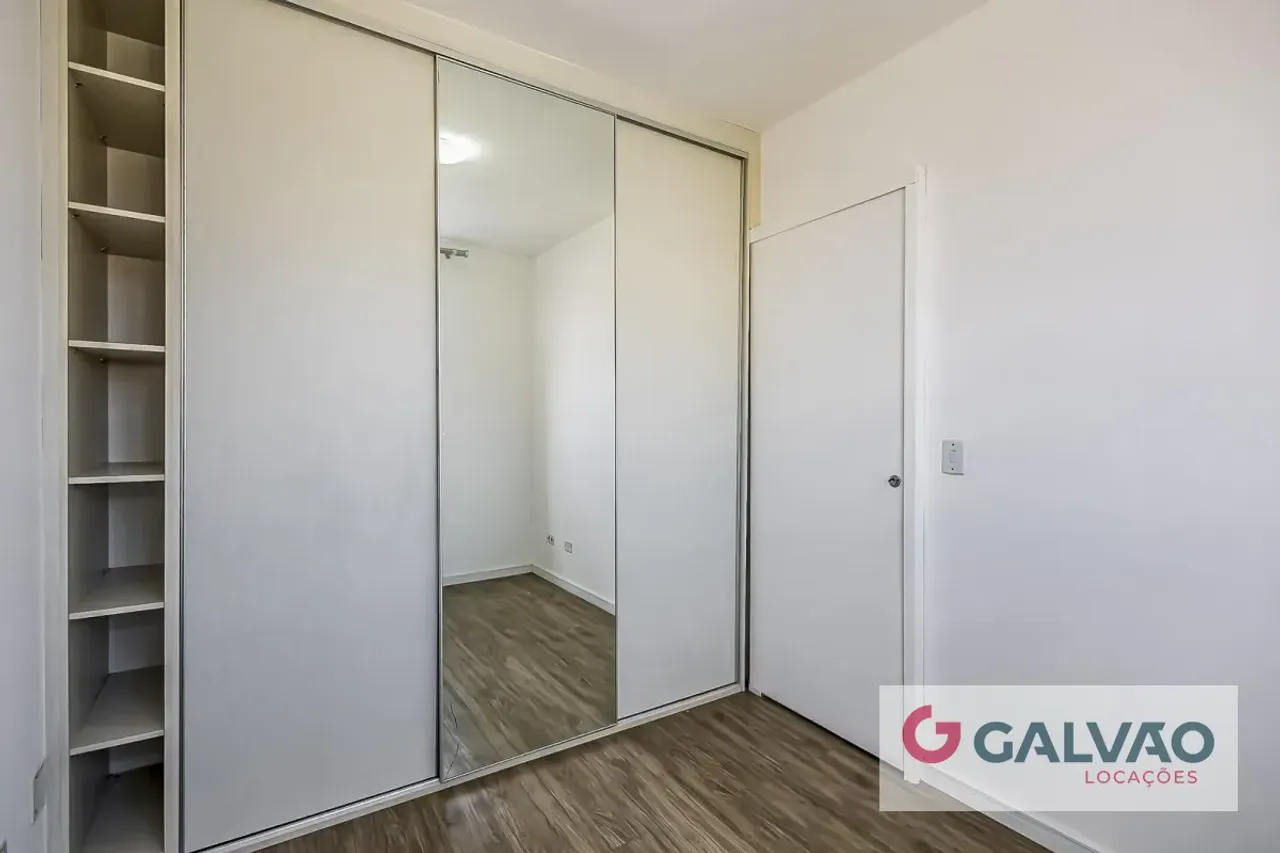 2-bedroom apartment with 1 parking space in gated community — photo 7