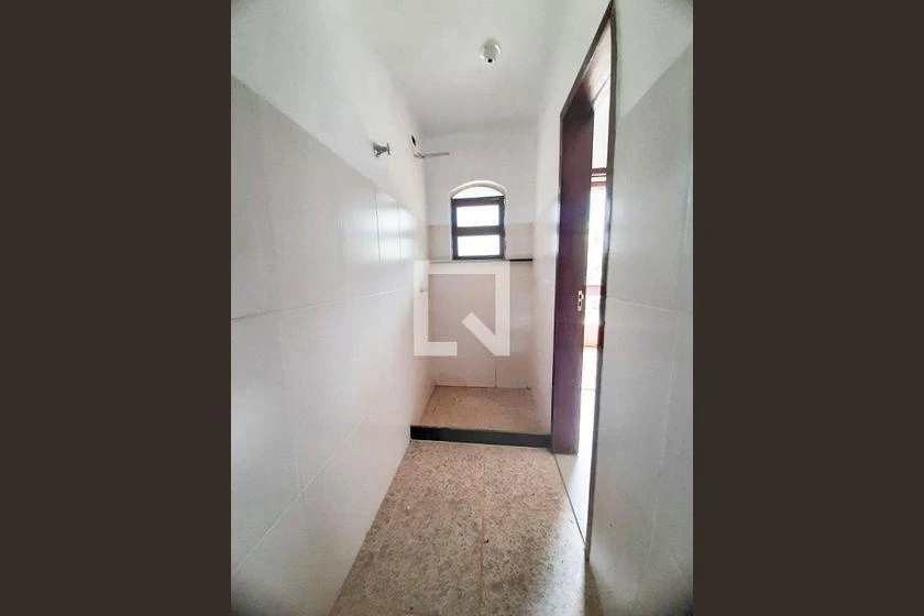 House with 6 bedrooms and 9 bathrooms, 911 m² and 3 parking — photo 63