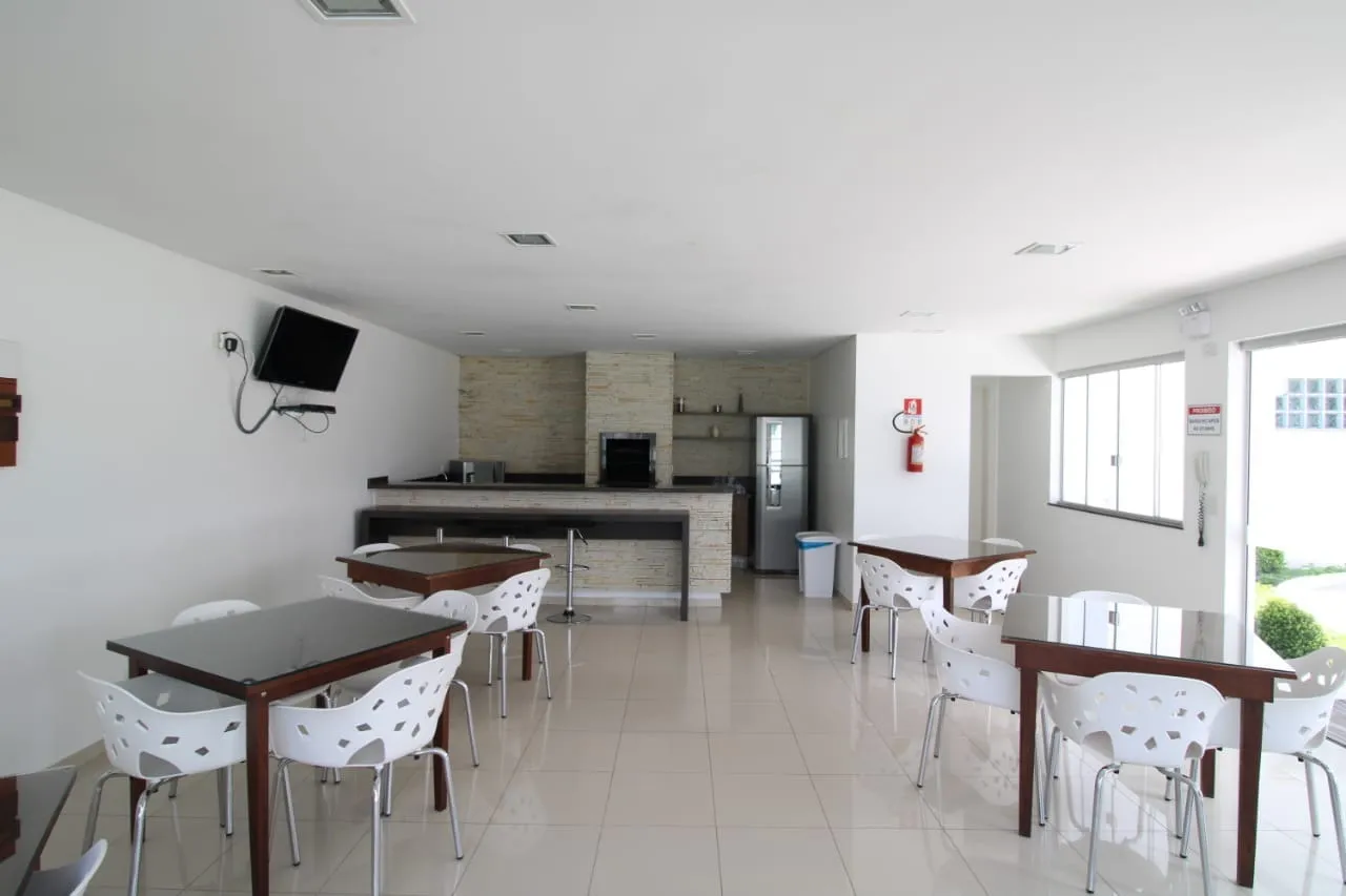 Home office in a 3-bedroom apartment, 141 m² — photo 37