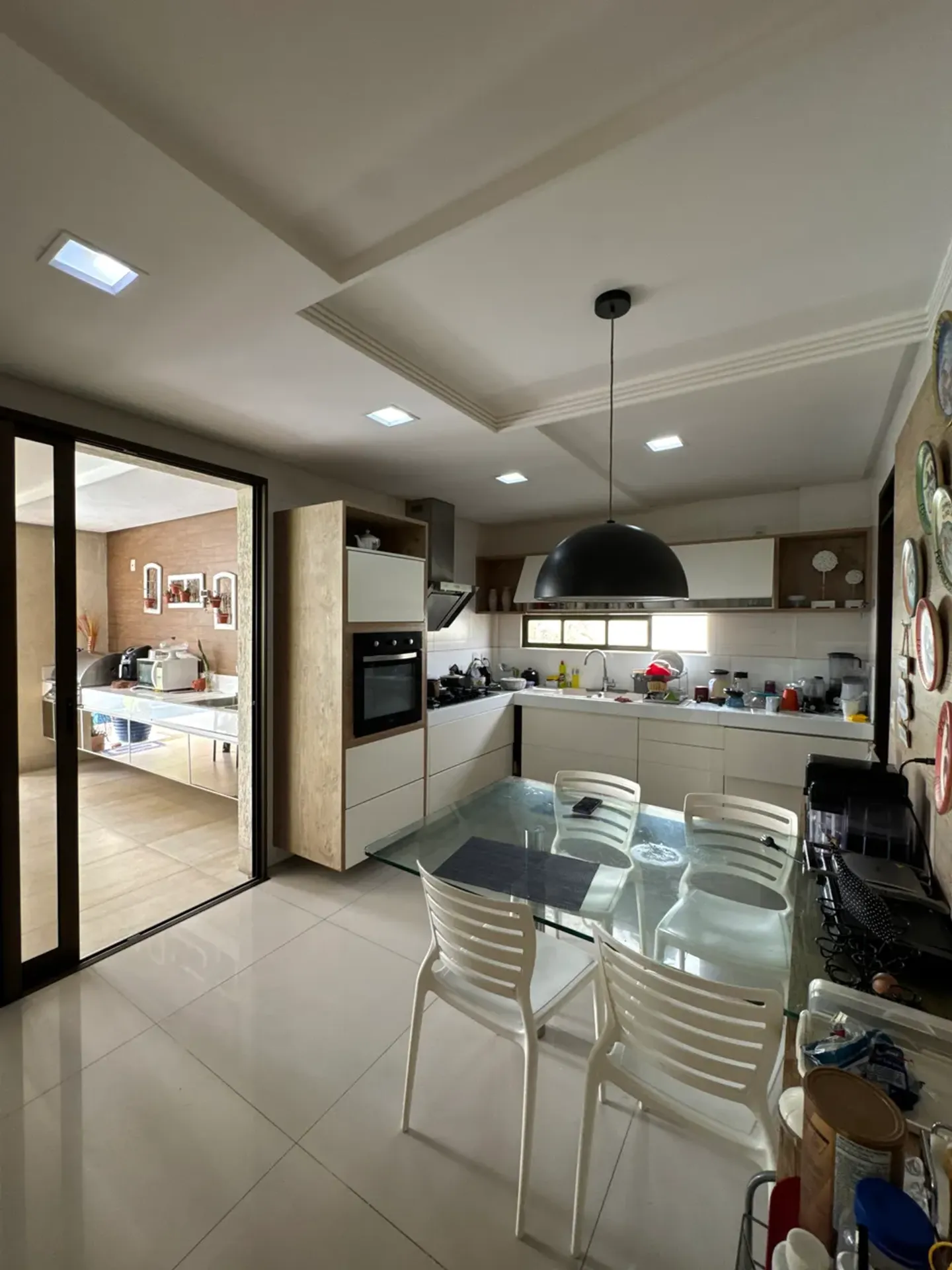 5-bedroom house with floor-to-ceiling windows in João Pessoa — photo 11
