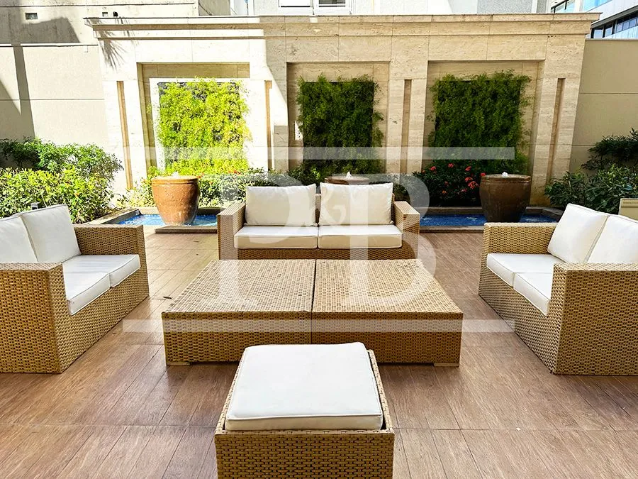 Furnished apartment with 2 bedrooms and 2 bathrooms — photo 42
