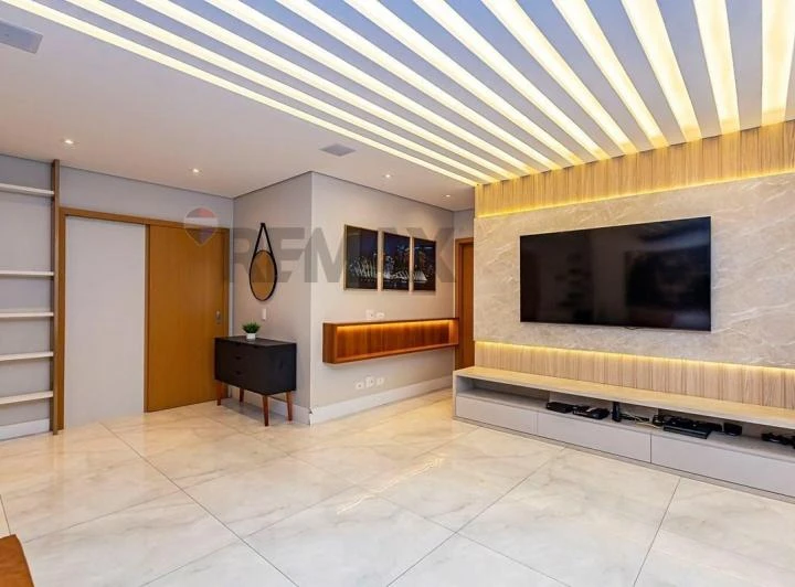 3-suite rental apartment, 204 m², 2 parking spaces — photo 2