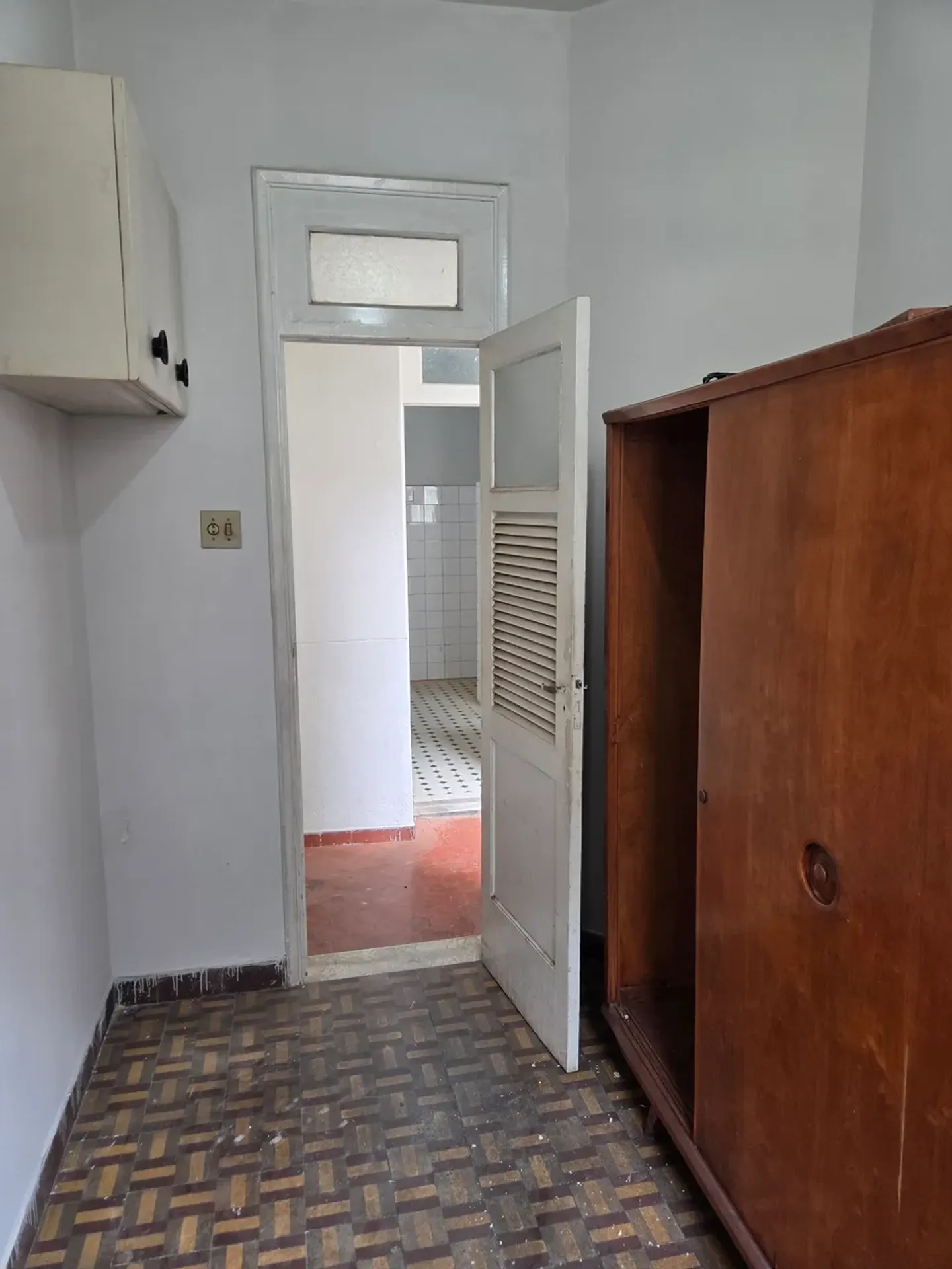 Ванна и 2 спальни: квартира 80 м² — photo 9