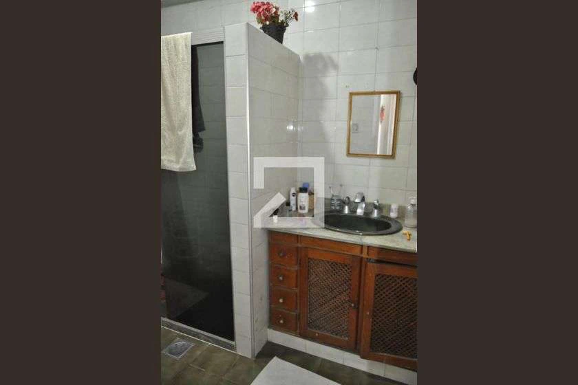 Furnished 2-bedroom apartment 80 m² with no parking — photo 8