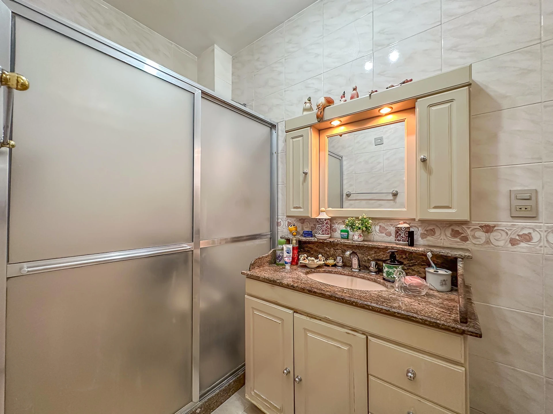 Apartamento mobiliado com 2 quartos e 1 banheiro — photo 39