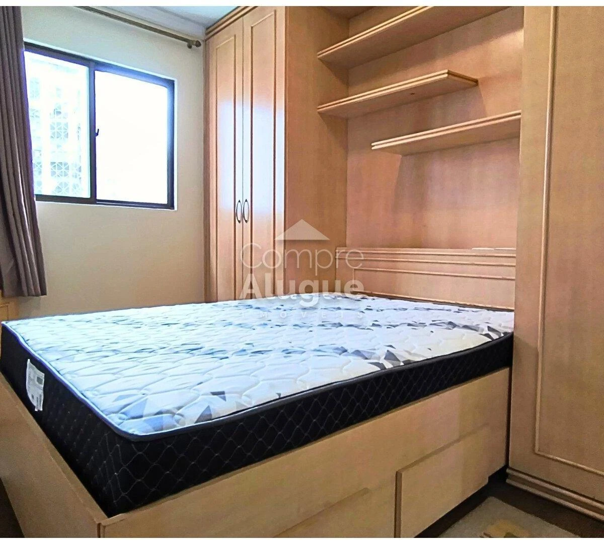 Furnished apartment, 45 m², with wood or laminate floors — photo 5