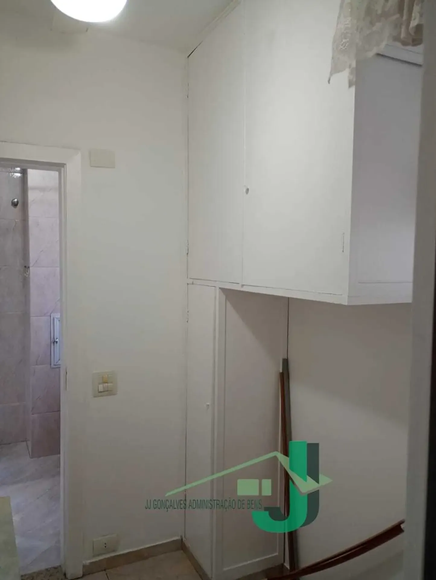 3-bedroom apartment with 3 bathrooms and 2 parking spots — photo 37