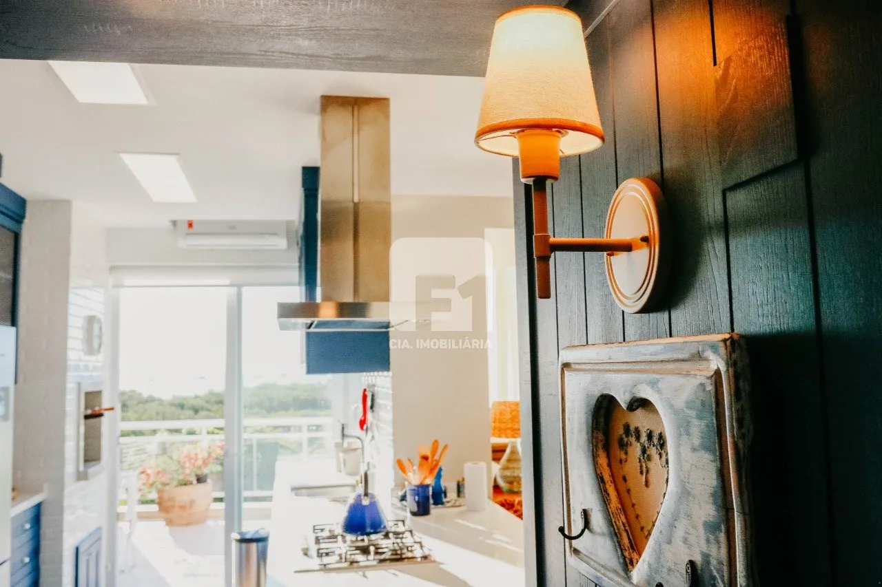 3-bedroom apartment with a private pool in Florianópolis