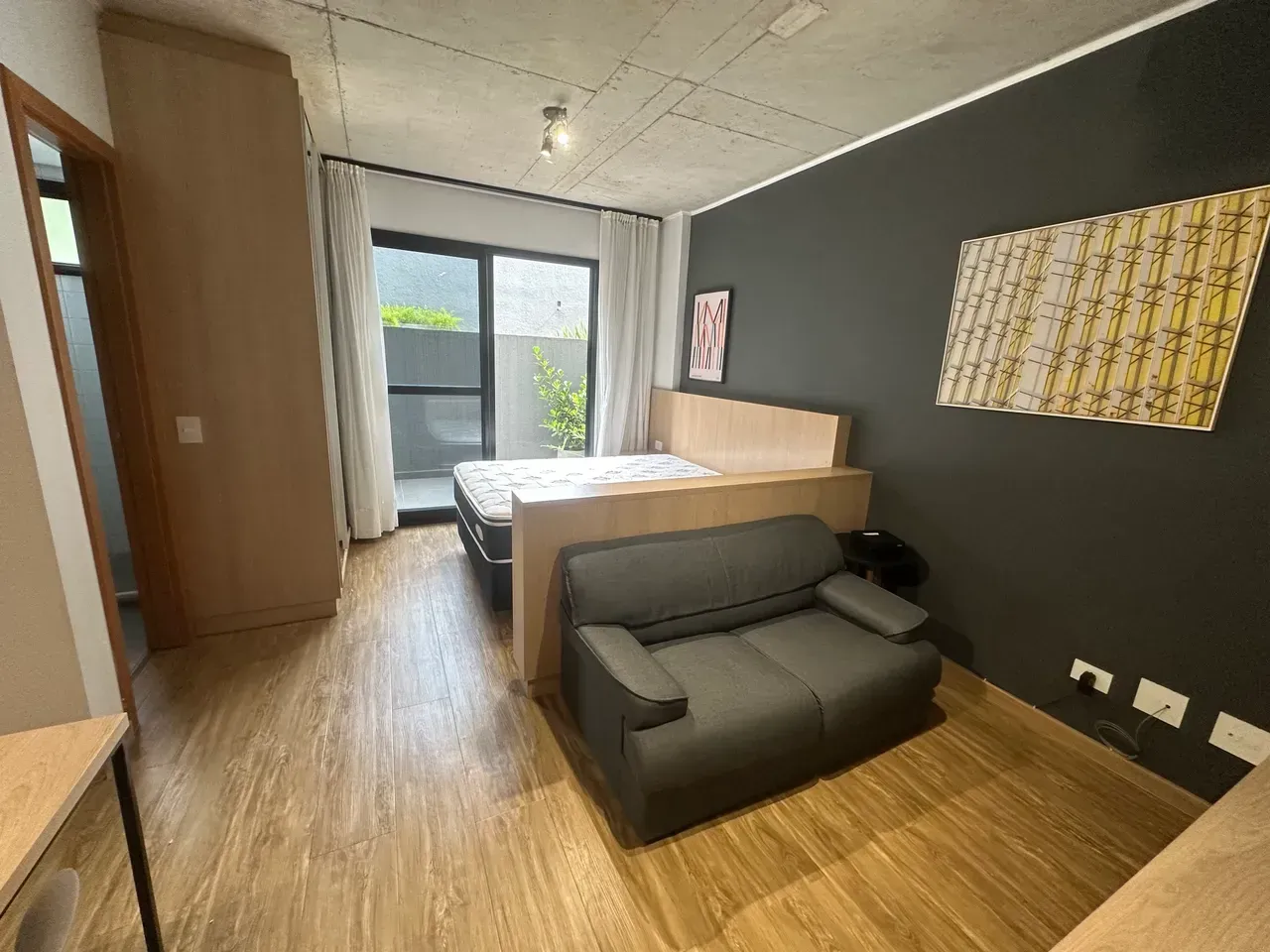 35 m² furnished studio with balcony and 1 parking spot