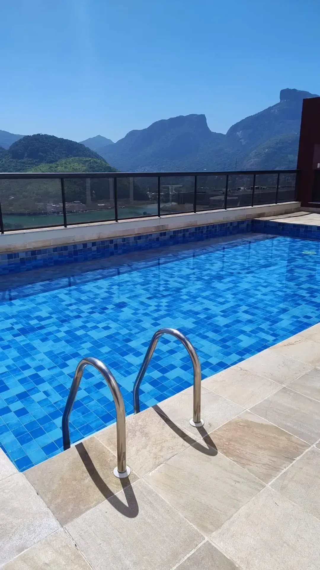 64 m² rental apartment with 2 bedrooms and balcony — photo 32