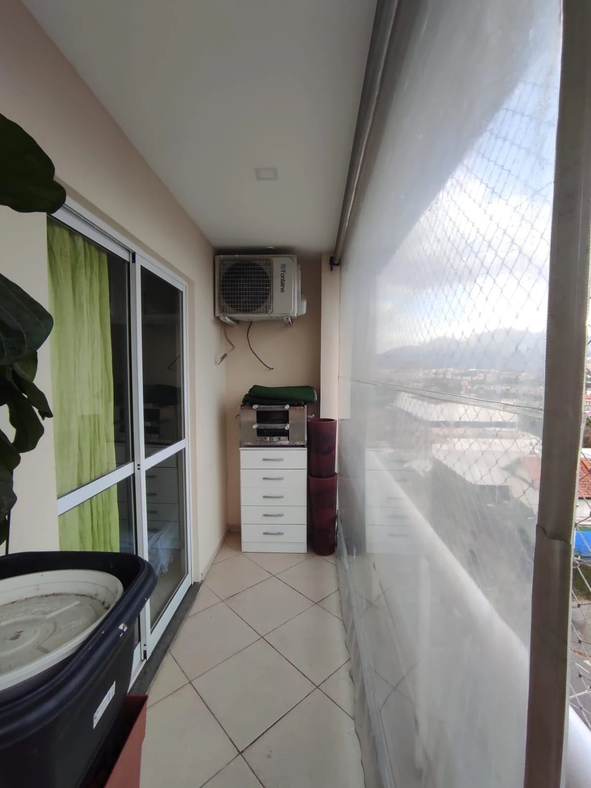 Furnished apartment, 60 m², with floor-to-ceiling windows — photo 11
