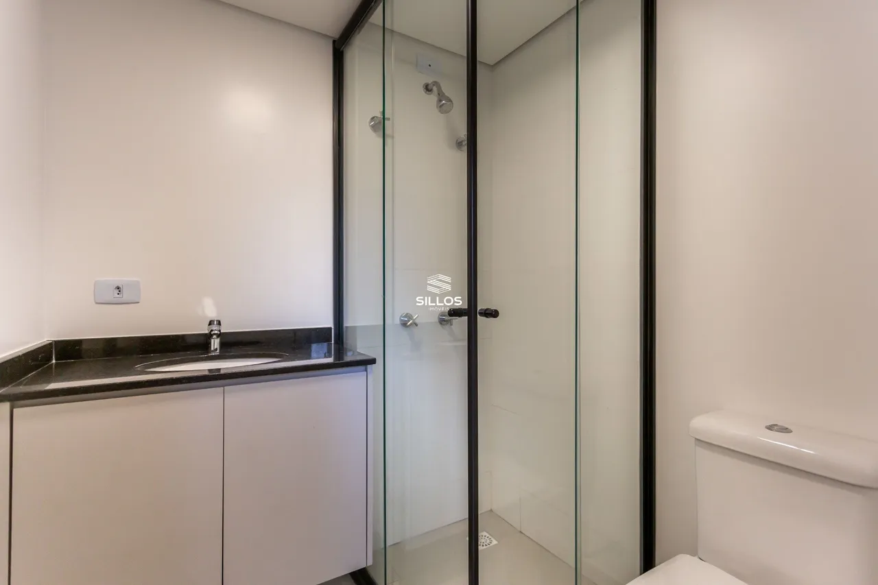 Studio-style apartment with 1 bedroom and balcony — photo 13