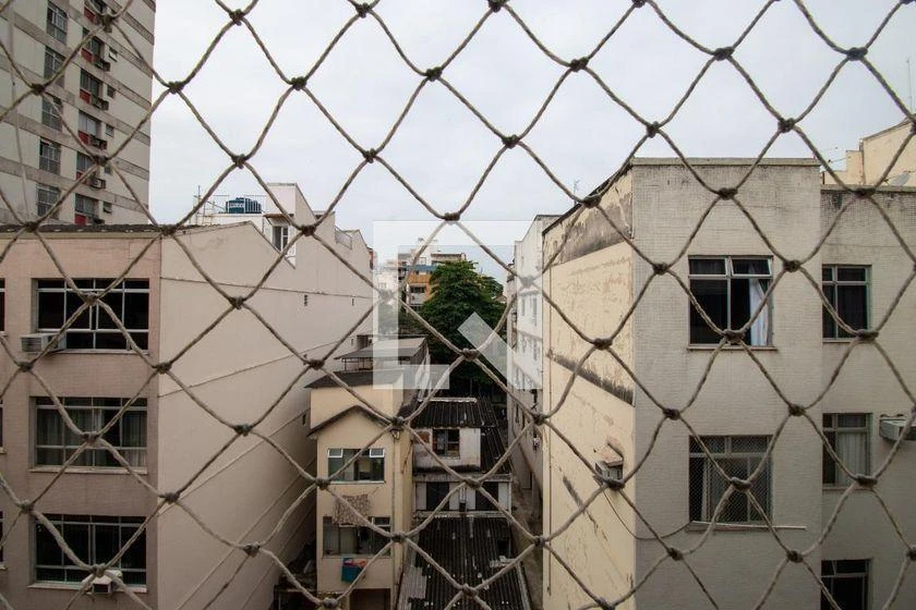 Засклений балкон та 3 спальні: квартира 92 м² — photo 29