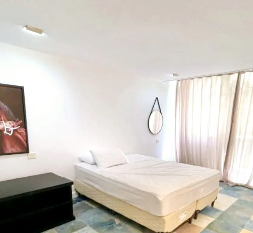 Ванна та 5 спалень: квартира 677 м² — photo 6