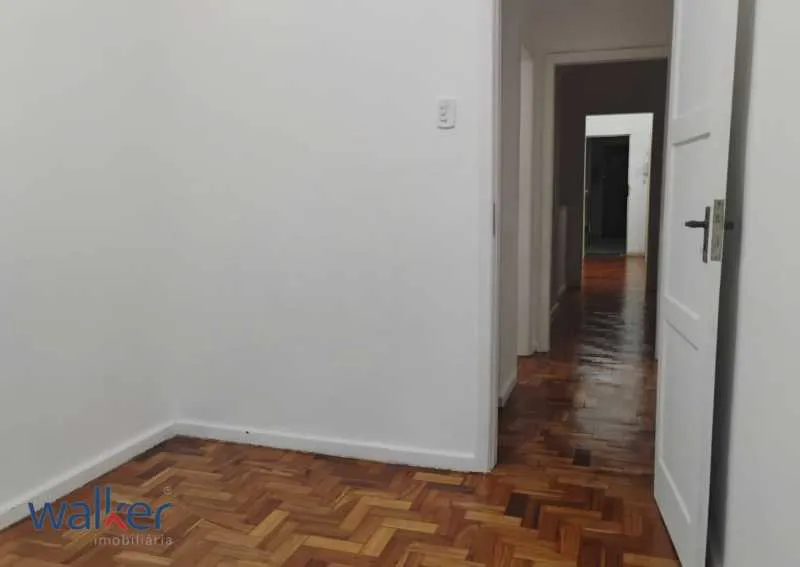 Unfurnished apartment with 3 bedrooms and 2 bathrooms — photo 19