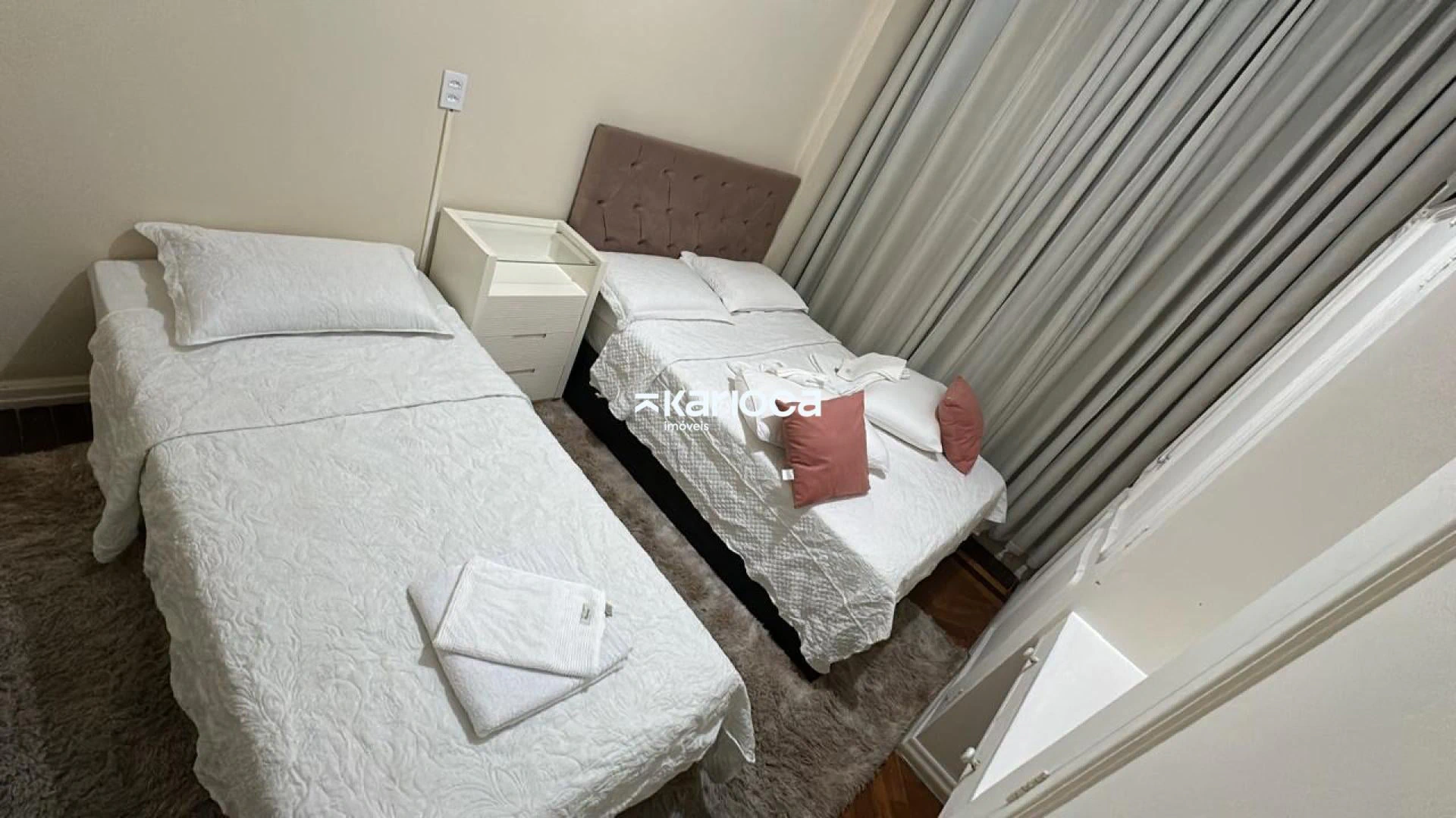 Furnished 4-bedroom apartment with 4 bathrooms — photo 14