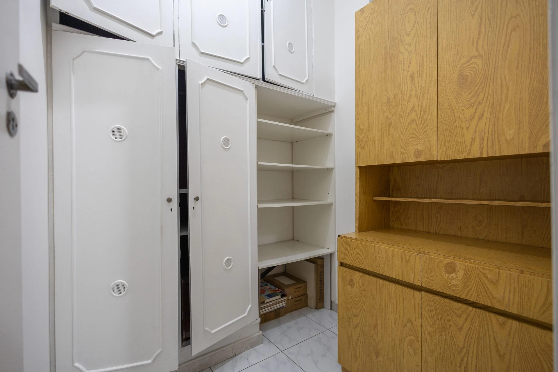 3-bedroom apartment with a park view — photo 35