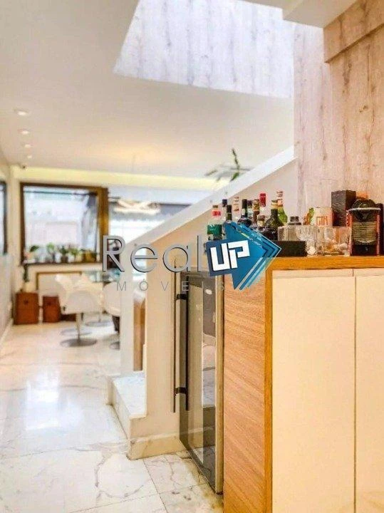 Furnished penthouse with 162 m² and 4 bedrooms — photo 13