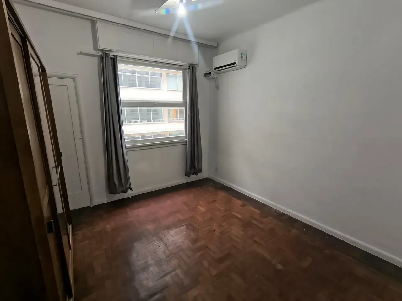 86 m² apartment with 2 bedrooms and city views — photo 10