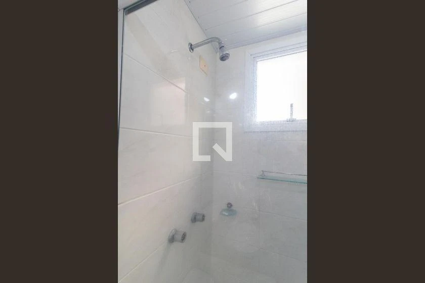2-bedroom apartment in a building with a pool — photo 24