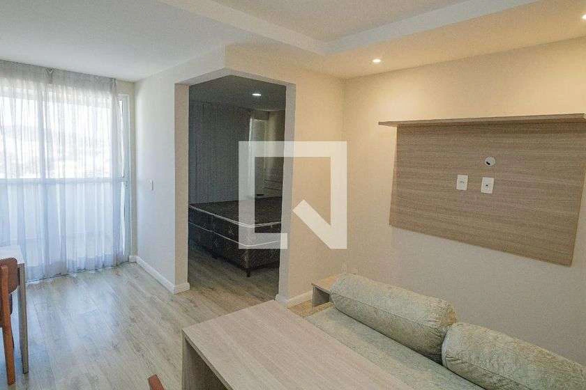 Мебльована квартира з 1 спальнею та балконом у склі — photo 15