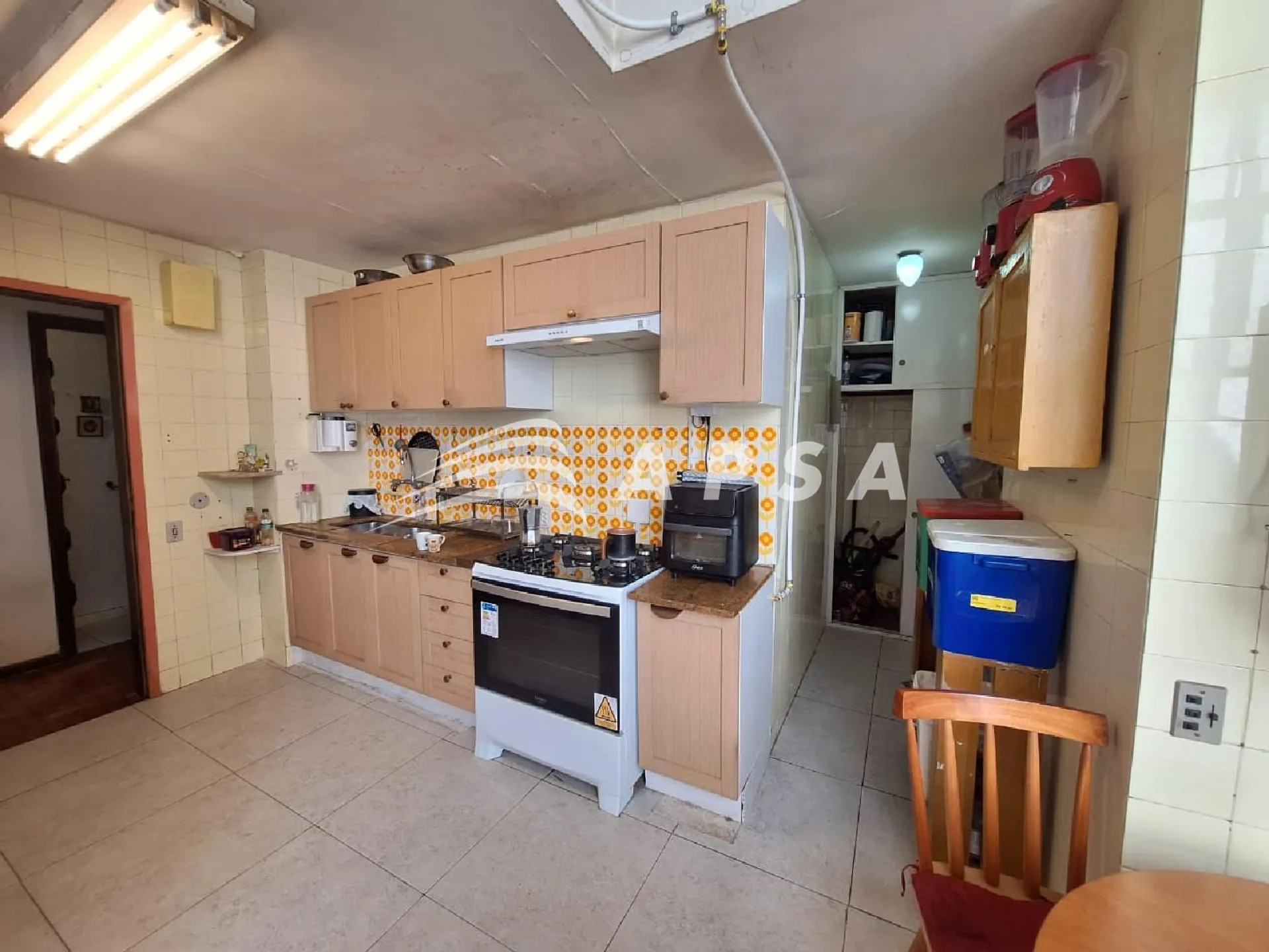Furnished 210 m² apartment with 3 bedrooms and suite — photo 25