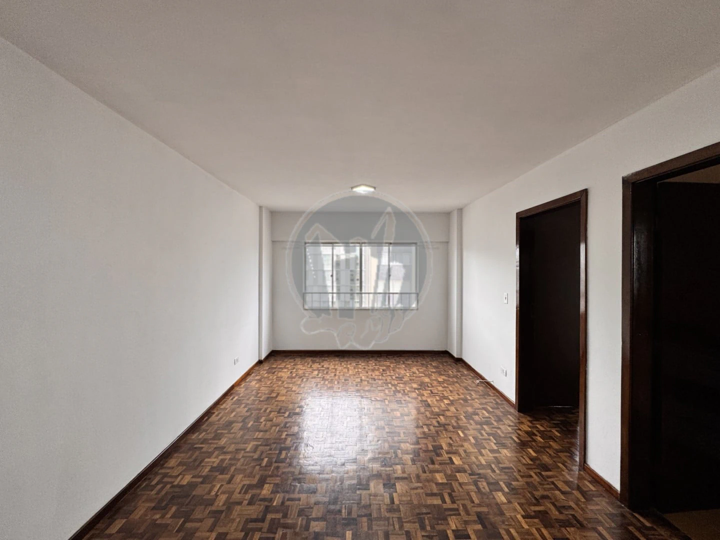 Деревянный пол или ламинат и 1 спальня: квартира 38 м² — photo 8