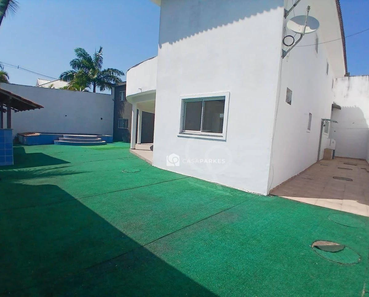 Casa com 6 quartos e cozinha aberta a gás, 450 m² — photo 19