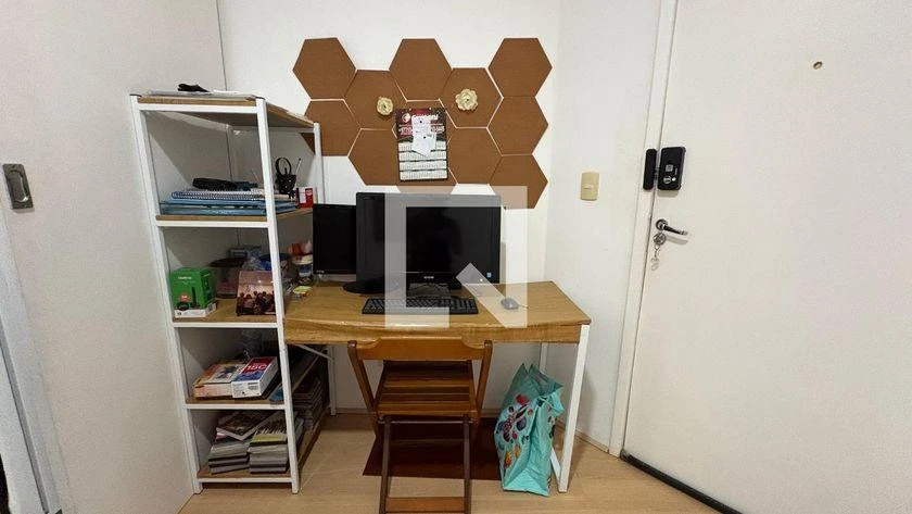 2-bedroom apartment with a washing machine — photo 9