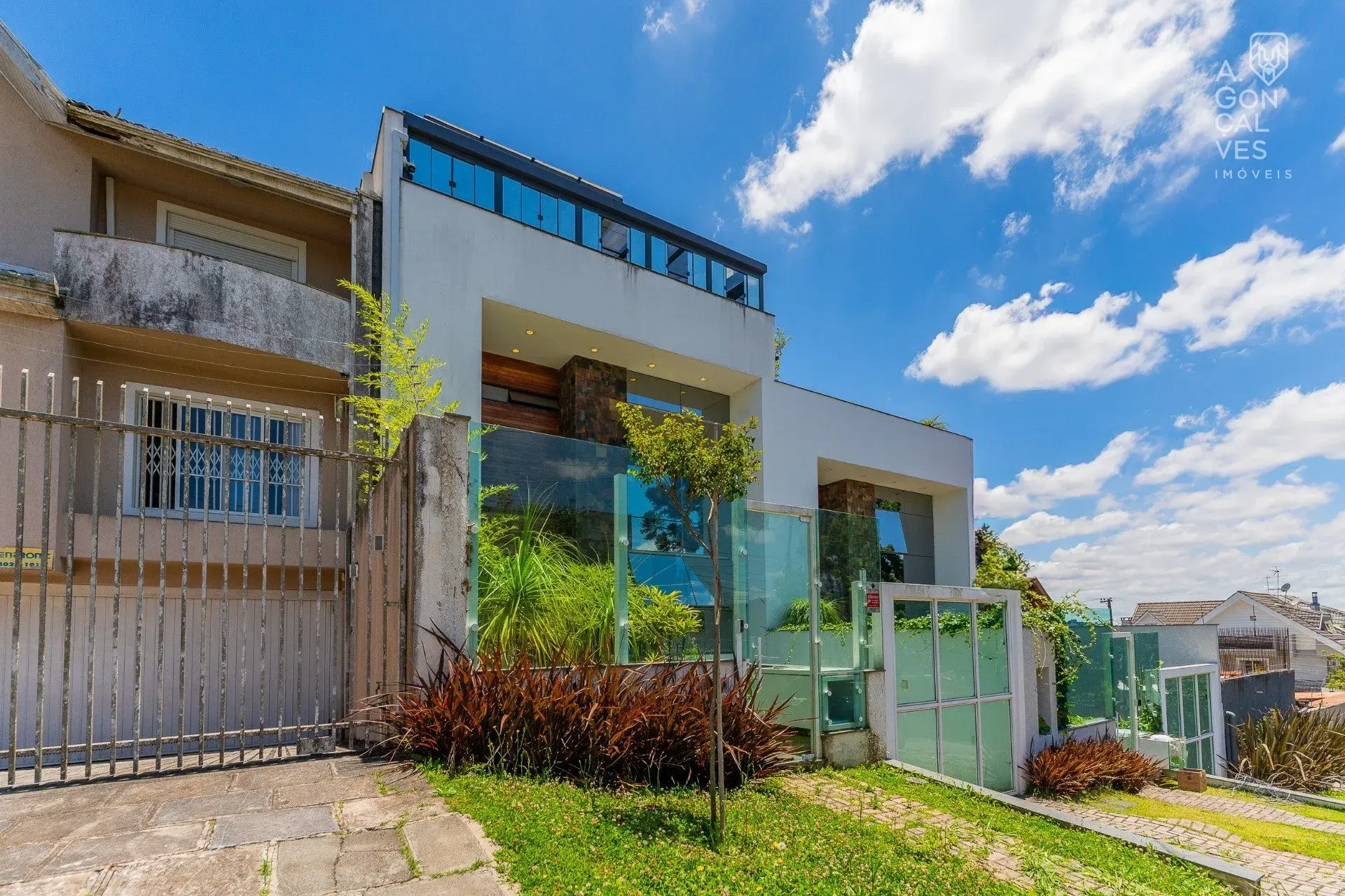 Casa com 3 suítes e 350 m², terraço e jardim — photo 9