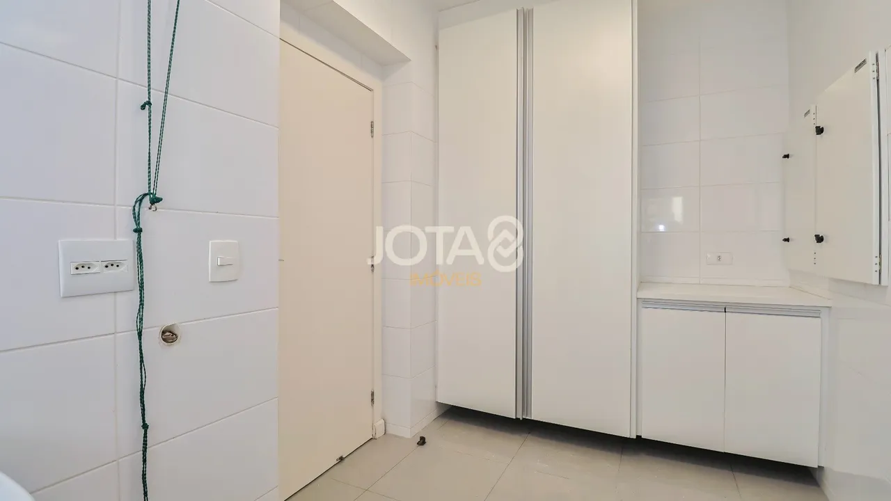 Орендна квартира з 4 спальнями та 329 м² — photo 15