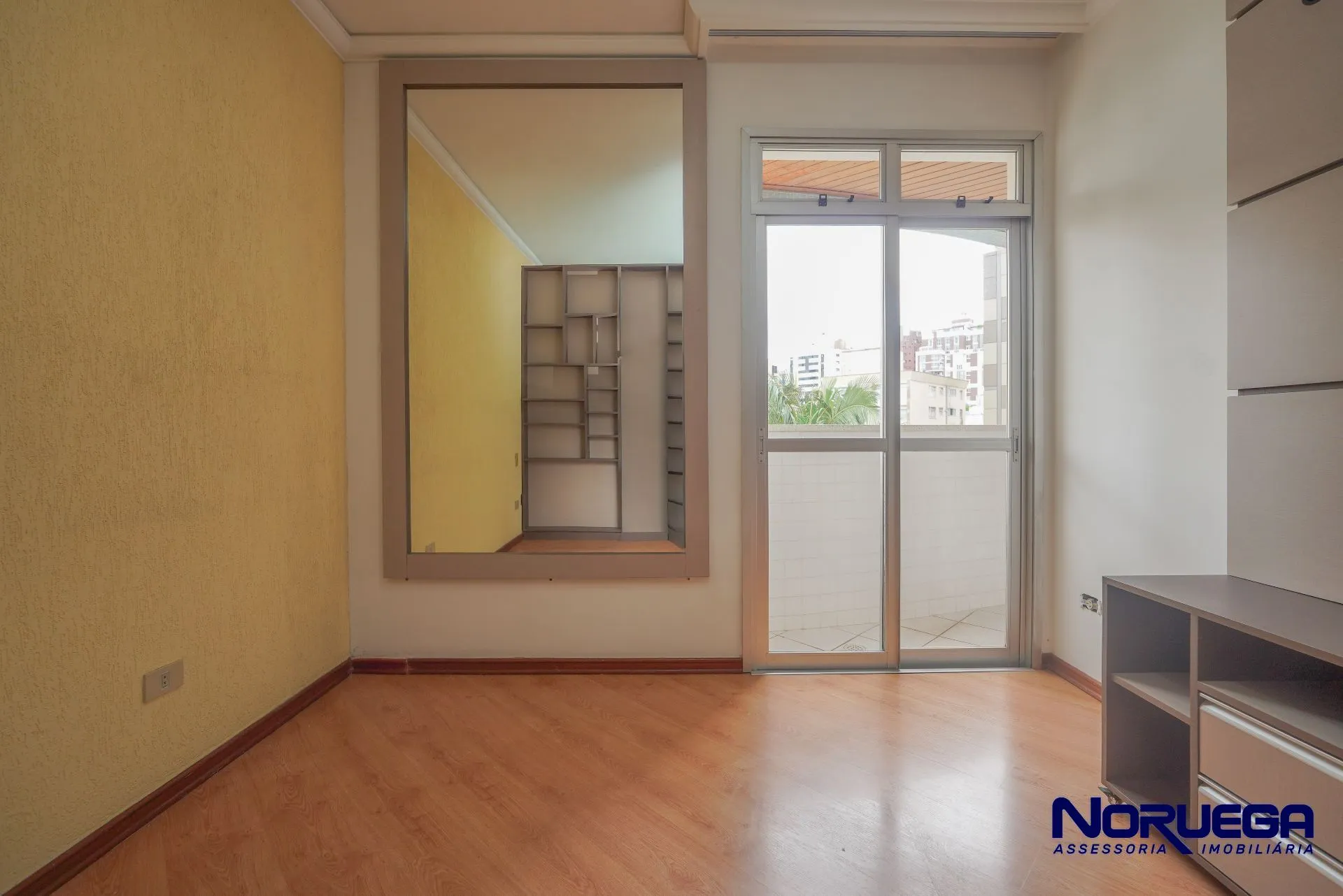 Apartamento de 4 quartos em condomínio com academia — photo 28