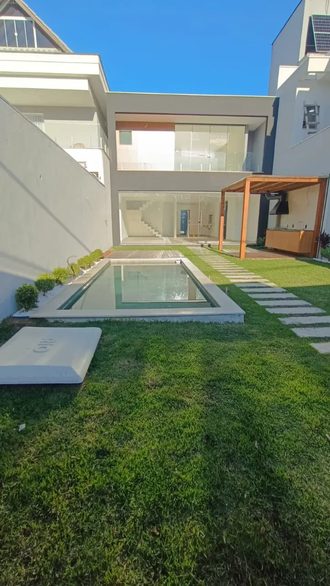 Casa de 4 dormitorios con balcón gourmet — photo 4