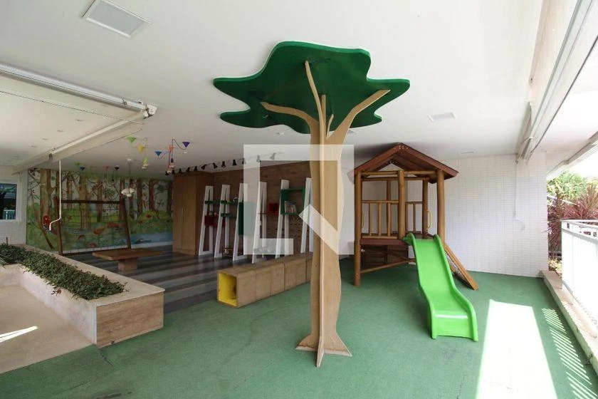 Furnished 79 m² apartment with 2 bedrooms and 2 bathrooms — photo 25