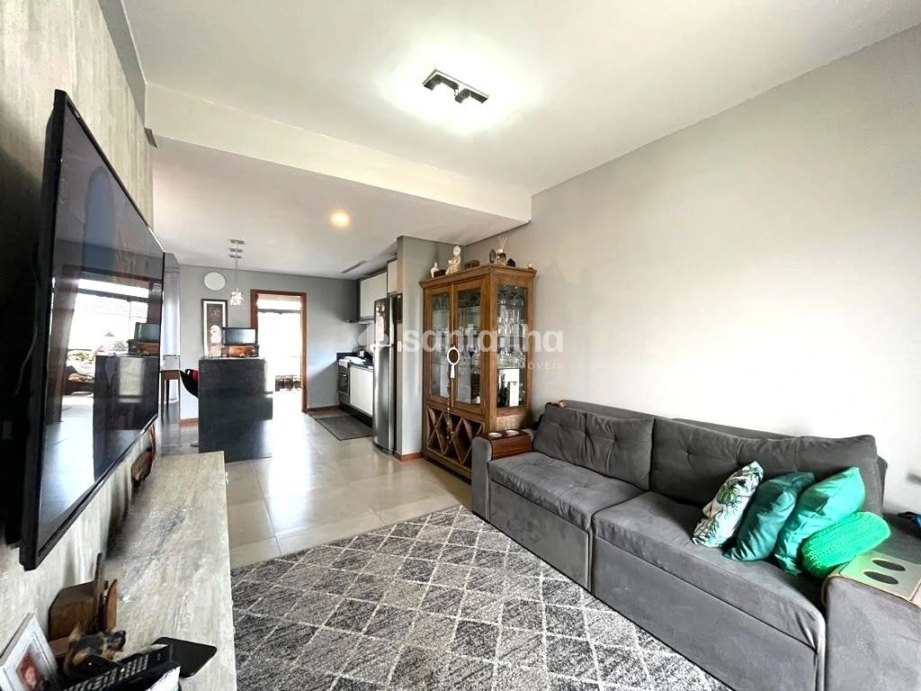 3-bedroom house with a private BBQ