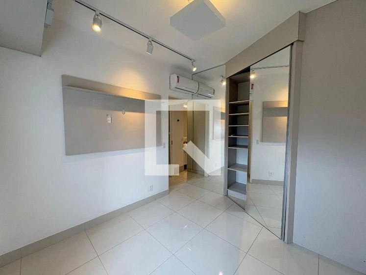 Departamento de 3 dormitorios con balcón cerrado con vidrio — photo 4