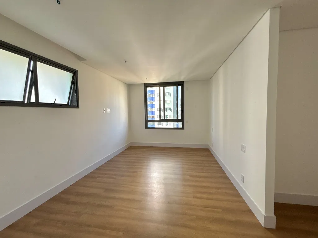 Apartamento mobiliado com 3 dormitórios e cozinha conceito aberto — photo 37