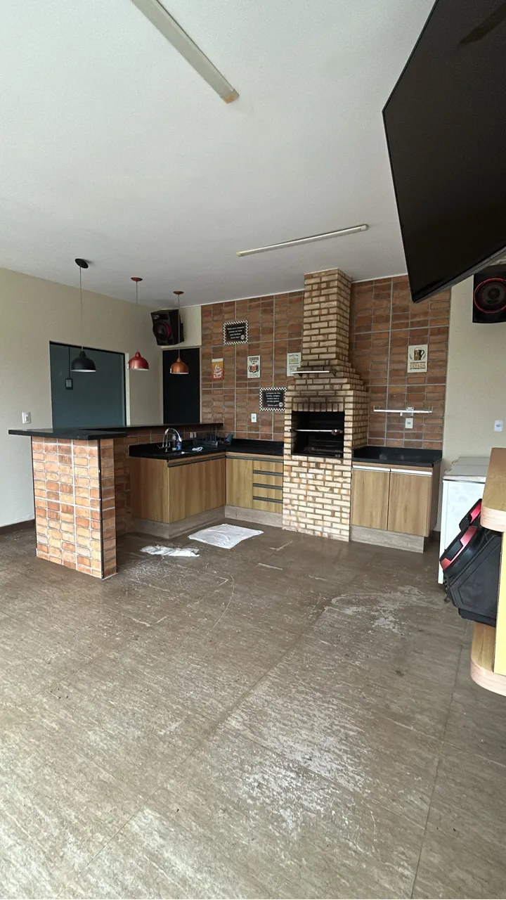 Casa com 3 quartos e 5 banheiros com cozinha integrada — photo 4