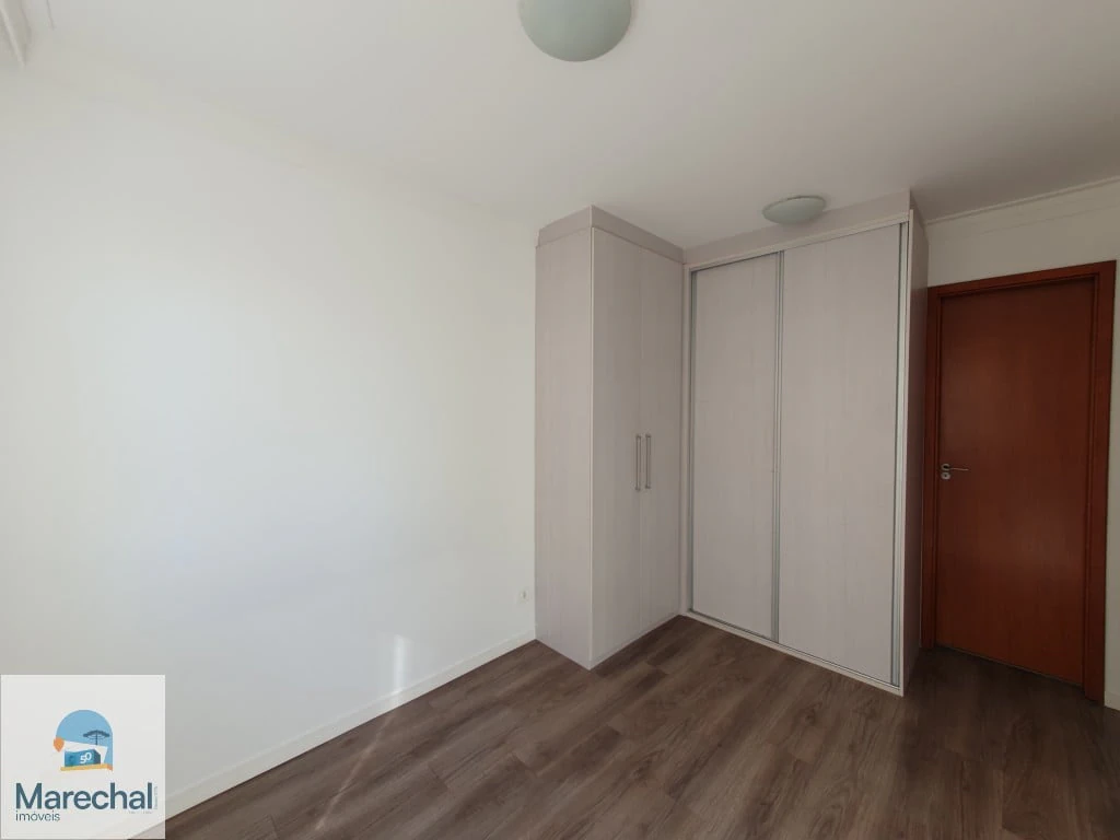 2-bedroom apartment with 1 suite and 1 parking spot — photo 9