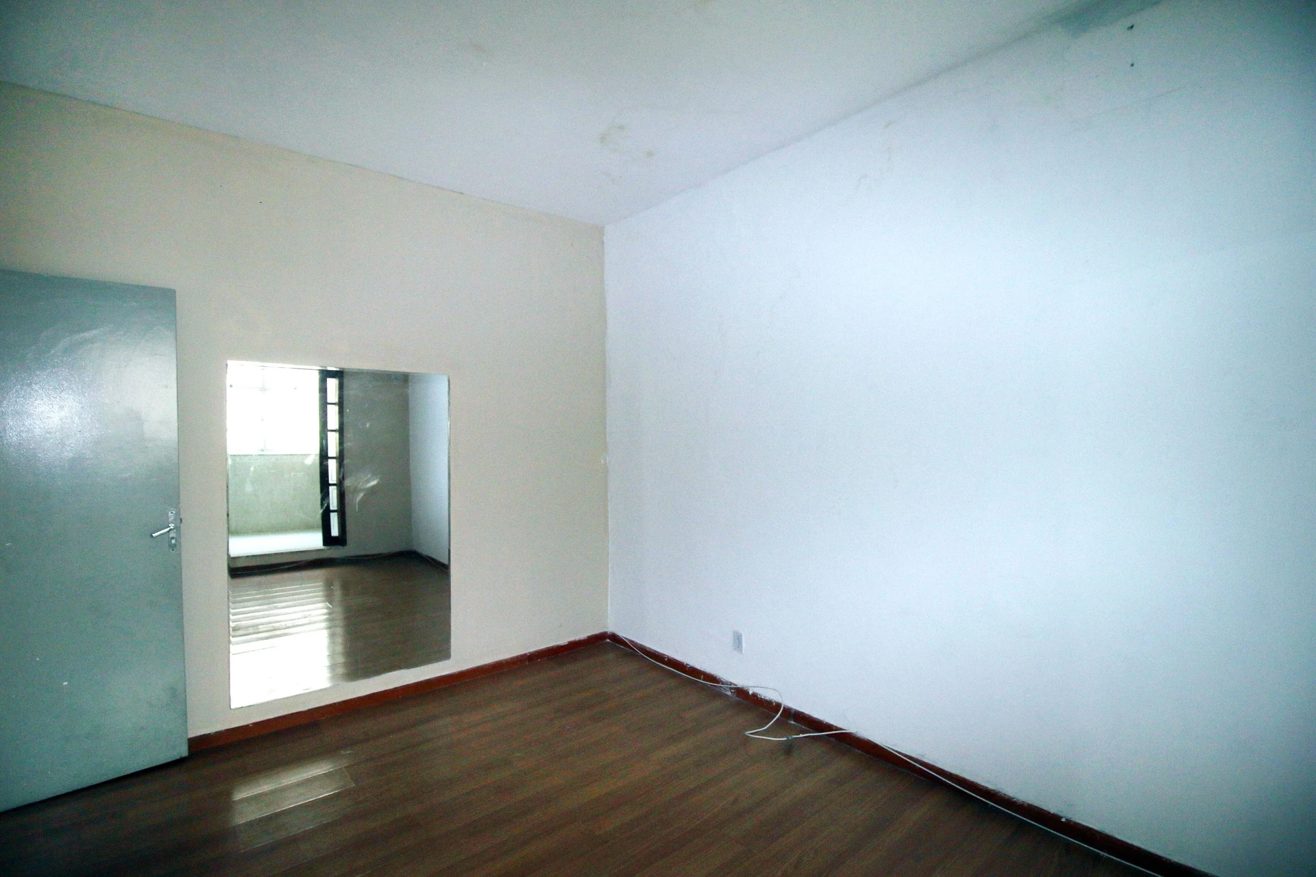 Apartment, 30 m², with wood or laminate floors — photo 31