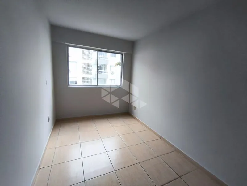 70 m² apartment with 2 bedrooms and 1 parking spot — photo 16