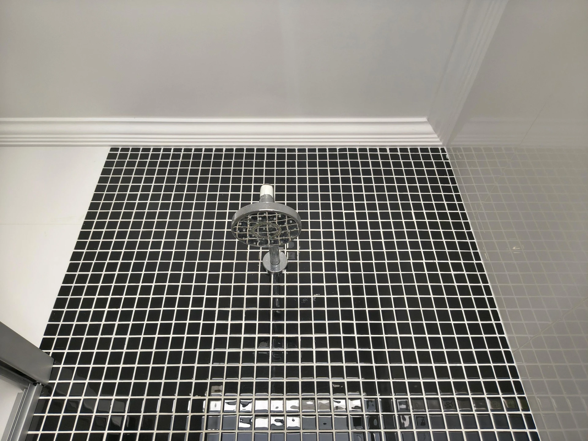 Furnished house, 220 m², with a bathtub — photo 59