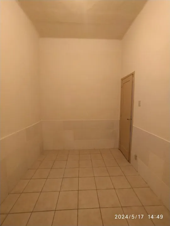 Unfurnished house with separate kitchen and 3 bedrooms — photo 11