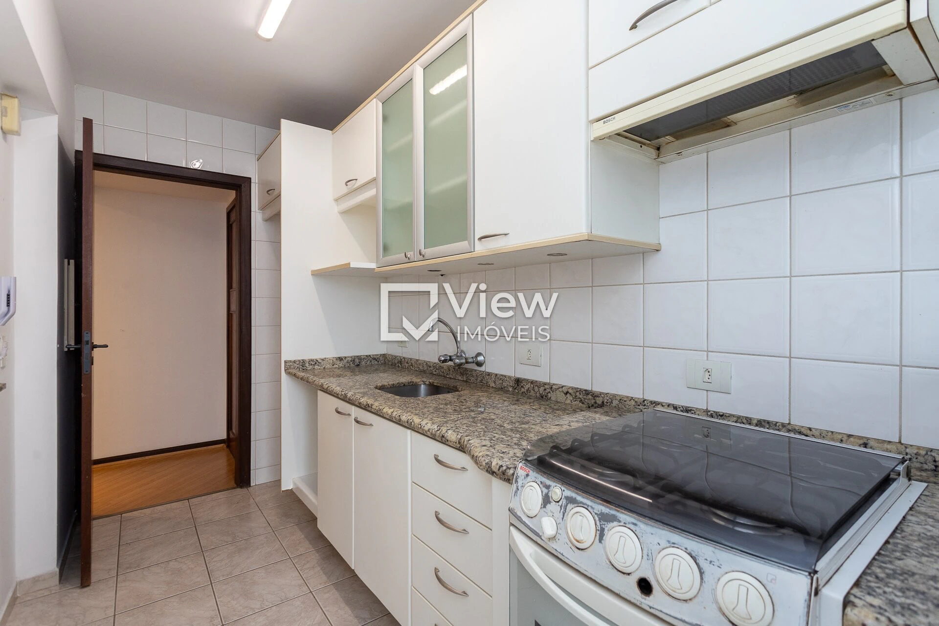 Apartment, 70 m², with wood or laminate floors — photo 11