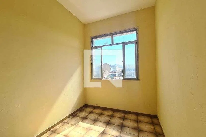 Unfurnished 35 m² 1-bedroom flat with no parking — photo 5