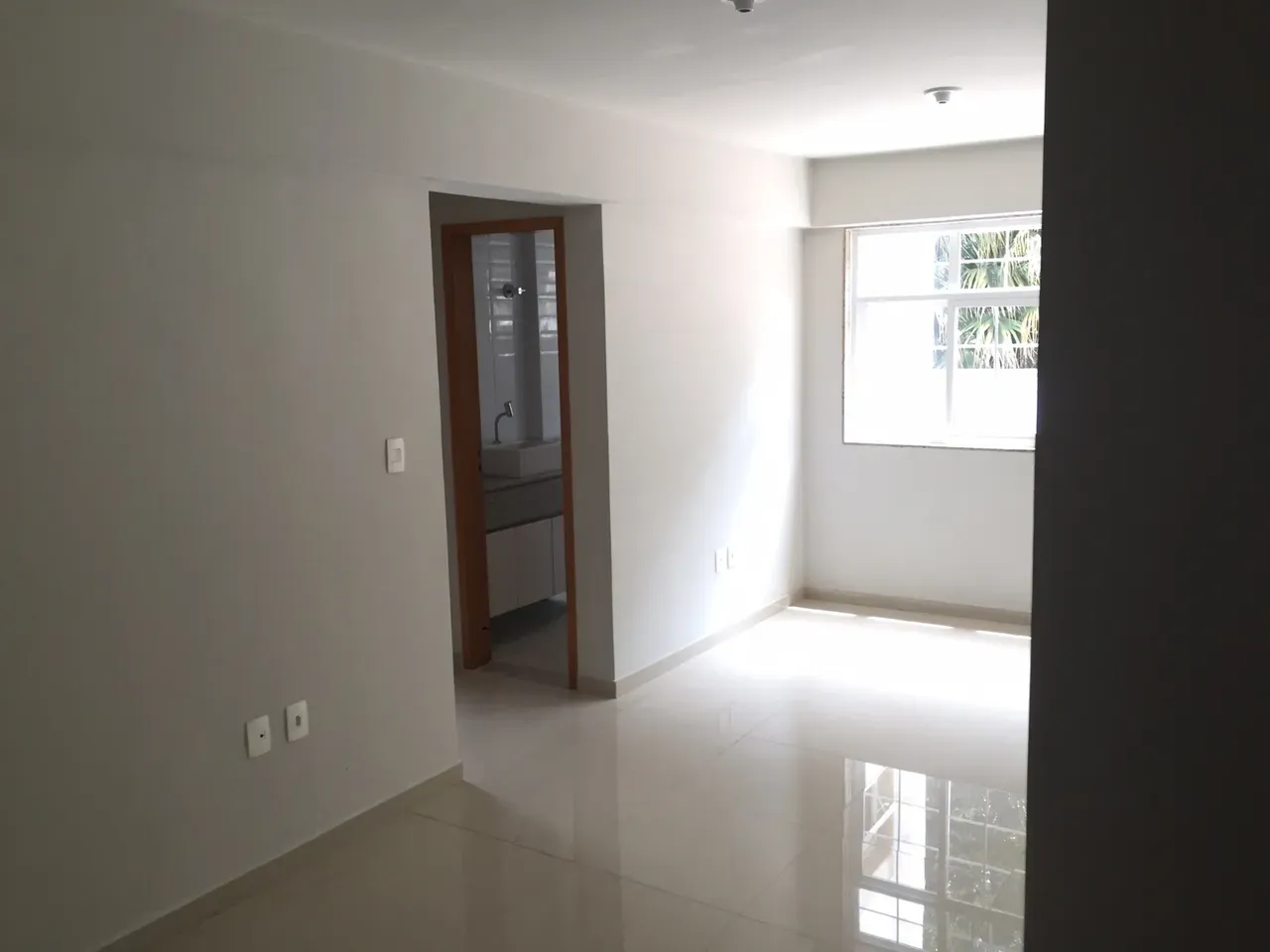 Departamento de 2 dormitorios con balcón cerrado con vidrio — photo 2