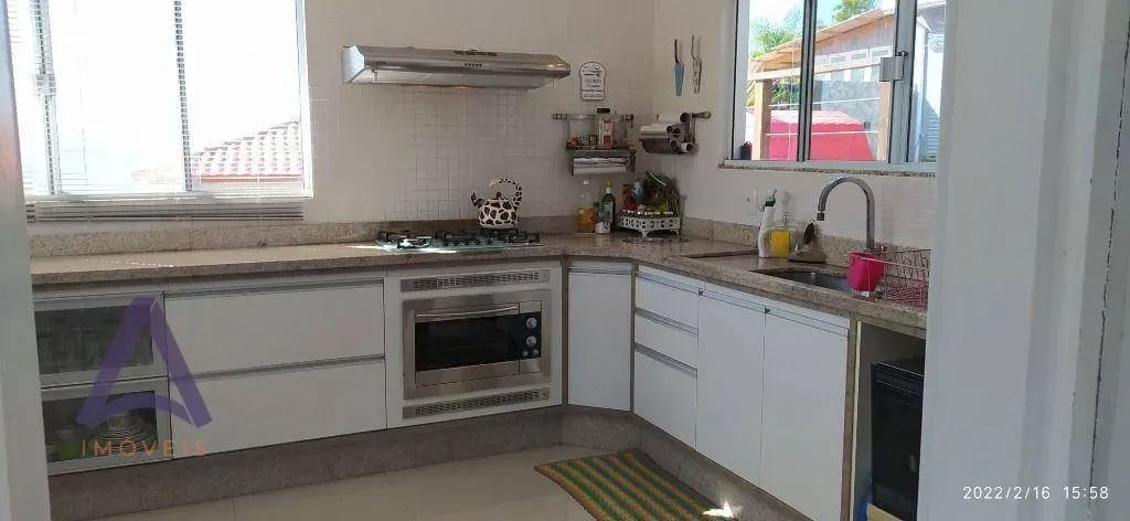 Furnished house with 3 bedrooms and 360 m² — photo 2